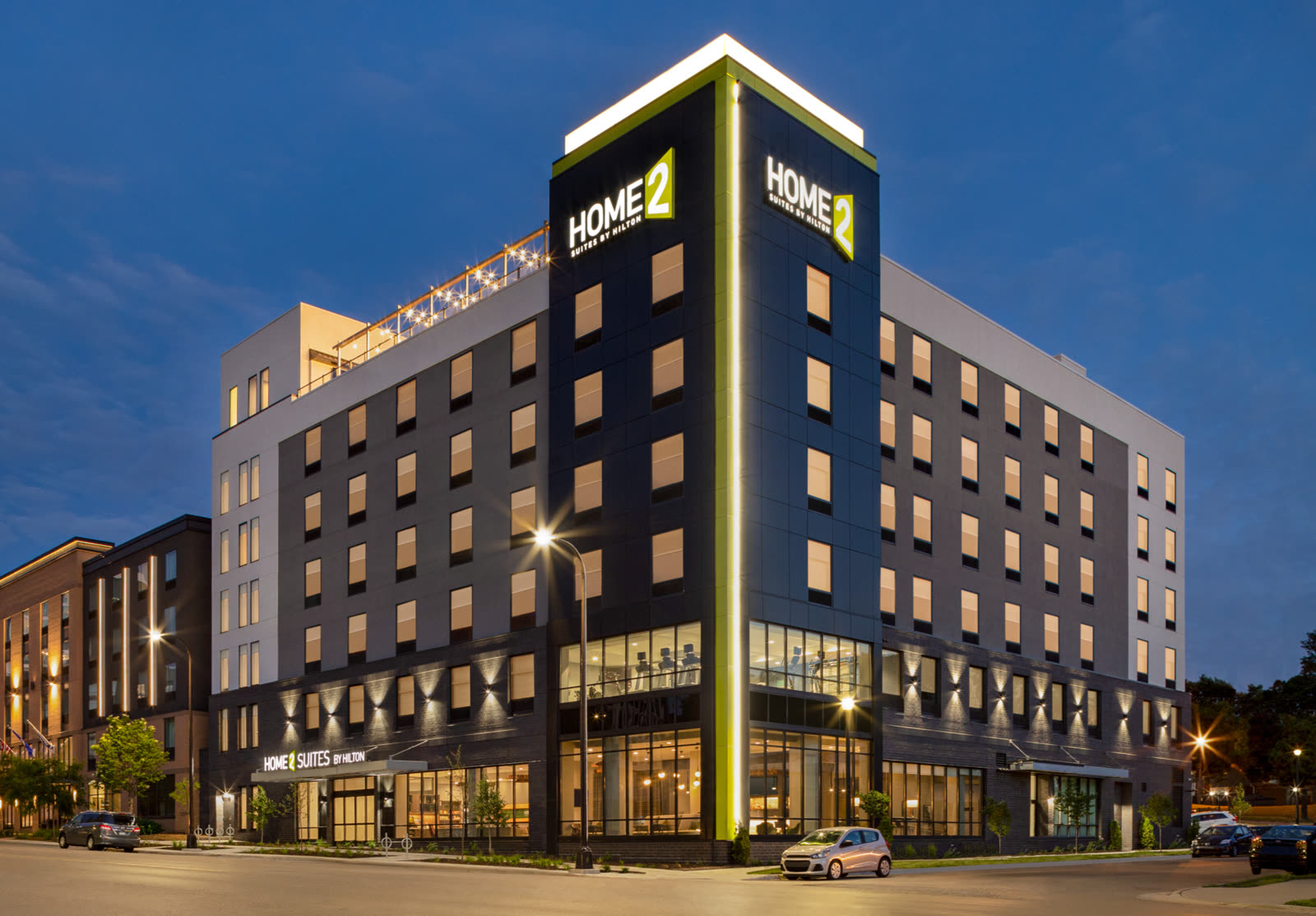 Home2 Suites by Hilton, lit at night